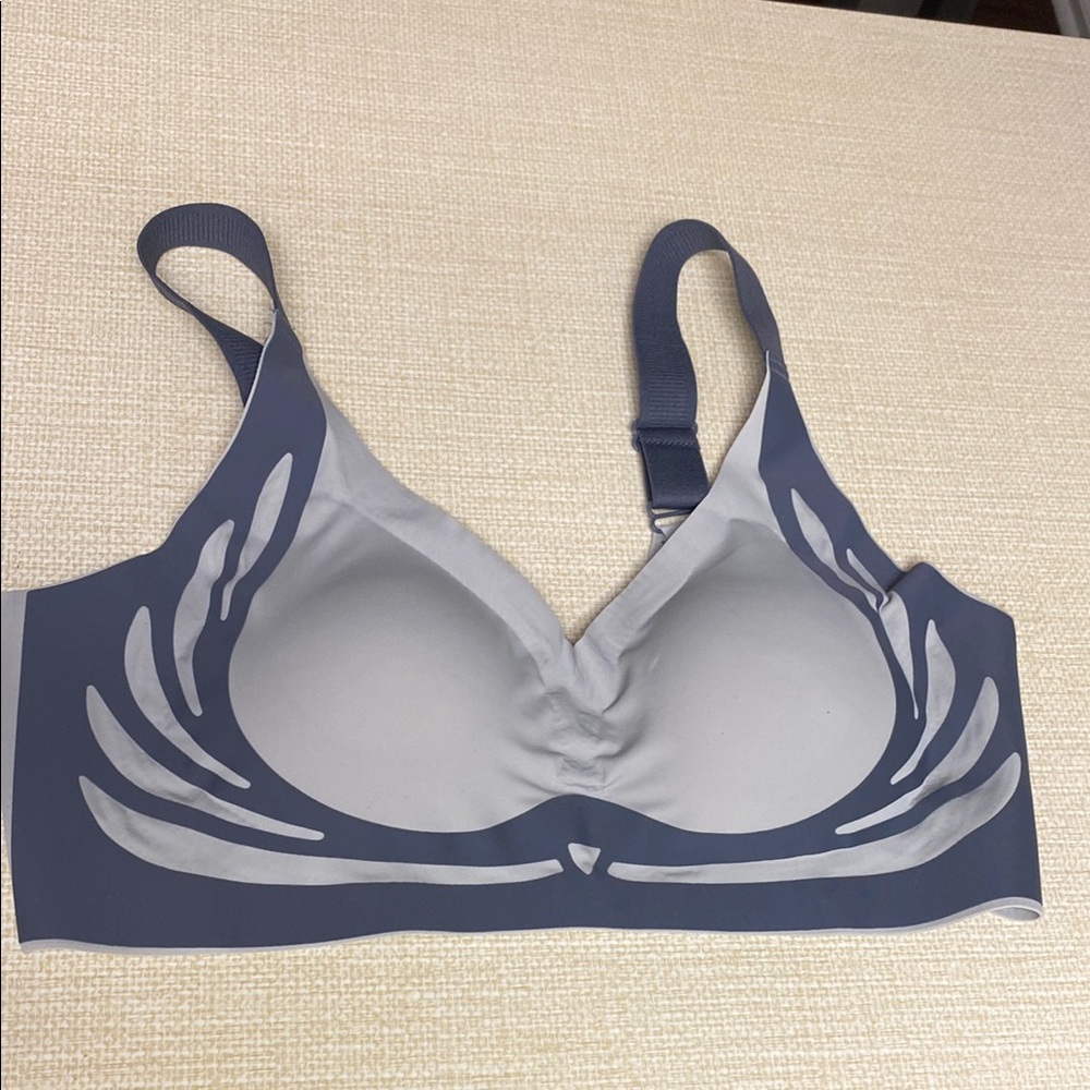 Seamless Gray Wireless Bra